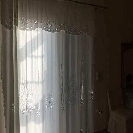 Ariadni Villa *